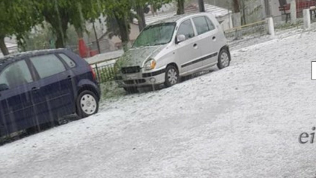Ισχυρή χαλαζόπτωση στο Κιλκίς – Προκάλεσε ζημιές σε καλλιέργειες (Βίντεο)