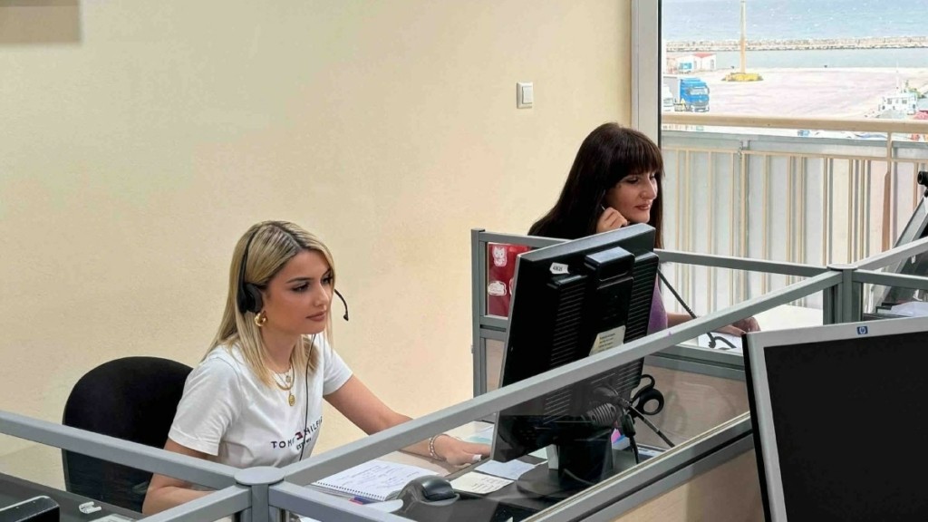“Χαμόγελο του Παιδιού”: 17 Μαΐου – Διεθνής Ημέρα Τηλεφωνικών Γραμμών Βοήθειας για Παιδιά