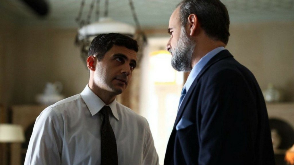 Άγιος Έρωτας – Δευτέρα (5/5): Ο Χάρης ανακοινώνει στον Μαρκόπουλο ότι χωρίζει τη Σοφία