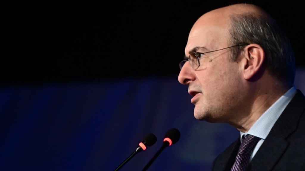 Χατζηδάκης: “Καταρρίπτονται οι θεωρίες συνωμοσίας για τα Τέμπη”
