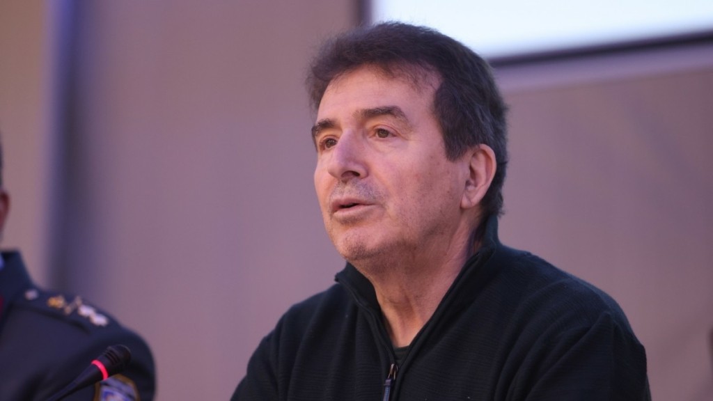 Χρυσοχοΐδης: “Συκοφαντικοί οι ισχυρισμοί σε βάρος μου – Ζήτησα τη διενέργεια έρευνας για το περιστατικό”