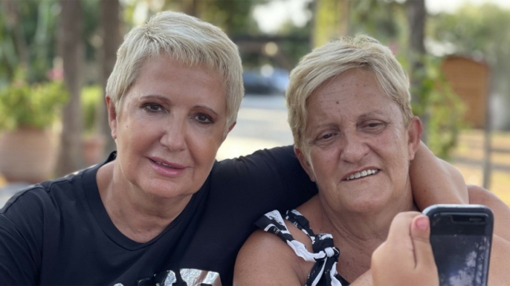 Συγκλονίζει η Χριστίνα Κοραή: “Η εκκλησία δεν δέχθηκε να κάνει κηδεία στην αδελφή μου επειδή έκανε δωρεά οργάνων”