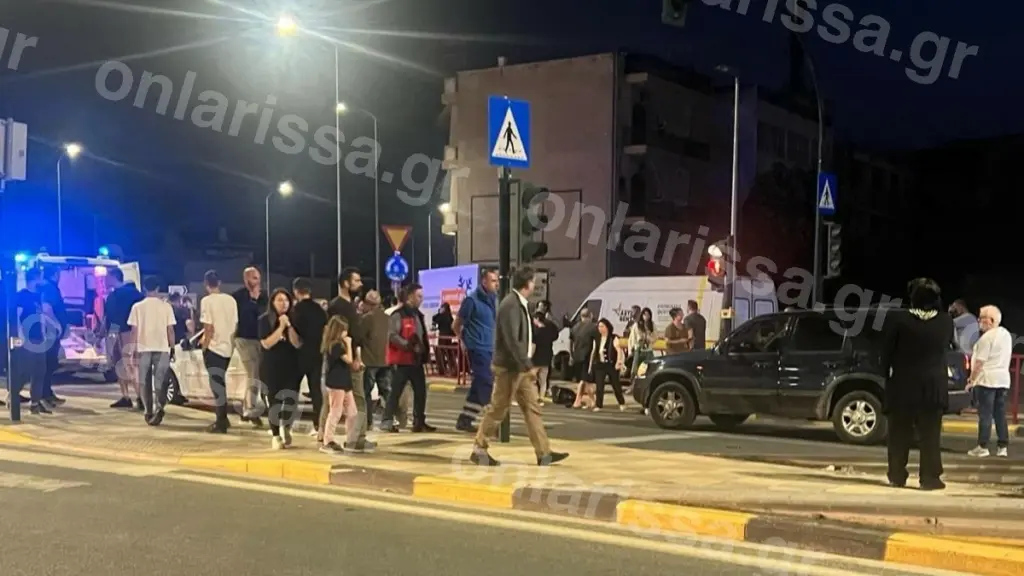 Θανατηφόρο τροχαίο στη Λάρισα: Η 52χρονη εκτοξεύτηκε από τη μηχανή – Διασωληνωμένος ο 42χρονος οδηγός
