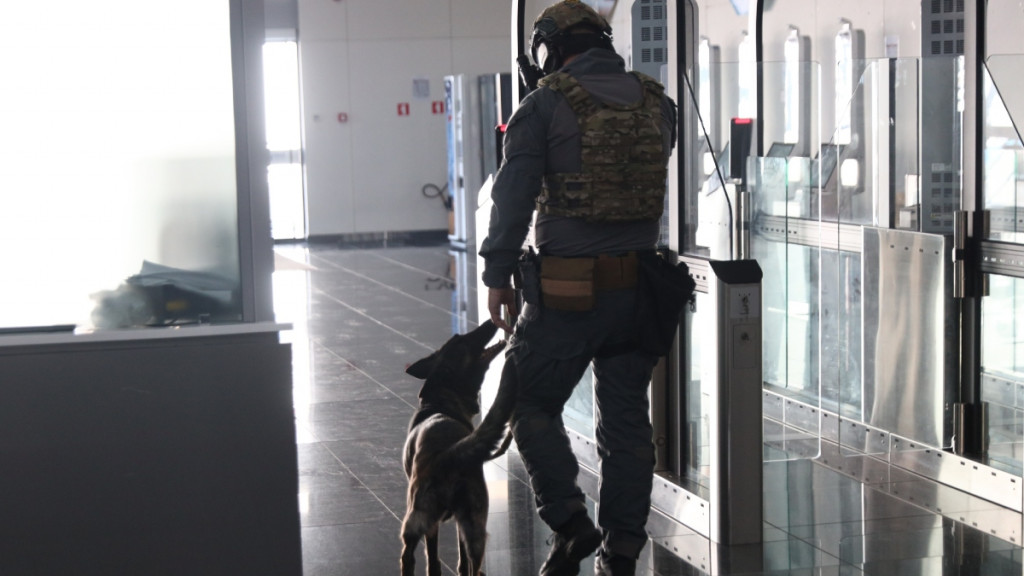 Σε επιφυλακή ΕΥΠ και ΕΛΑΣ για τρομοκρατικό χτύπημα στην Ελλάδα – Οι “ευαίσθητοι” στόχοι και ο φόβος για “μοναχικούς λύκους”