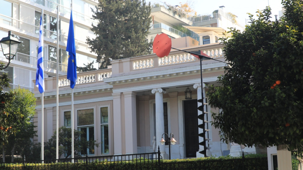 Ορκίζονται αυτή την ώρα ο νέος υπουργός Μετανάστευσης Θάνος Πλεύρης και οι τρεις υφυπουργοί
