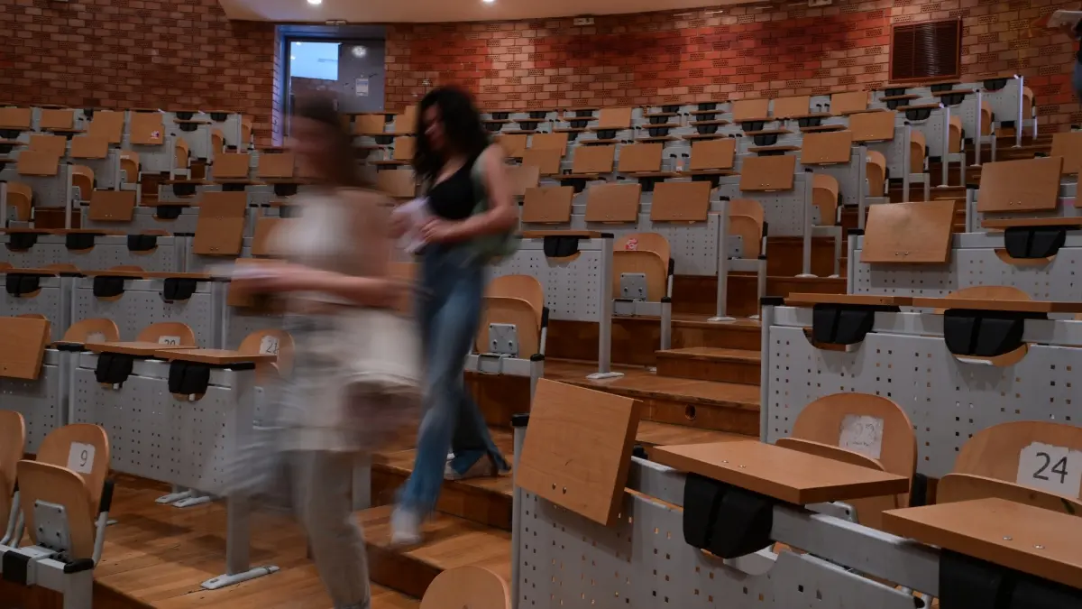 Απίστευτο και όμως ελληνικό: Φοιτητής αντέγραψε το ΑΙ, κόπηκε και η μητέρα του ζήτησε τα «ρέστα» από τον καθηγητή