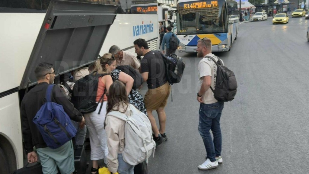 Επαναπατρίστηκαν οι 105 Έλληνες που είχαν εγκλωβιστεί στο Ισραήλ – “Τις τελευταίες 4 ημέρες ήταν κόλαση” (βίντεο)