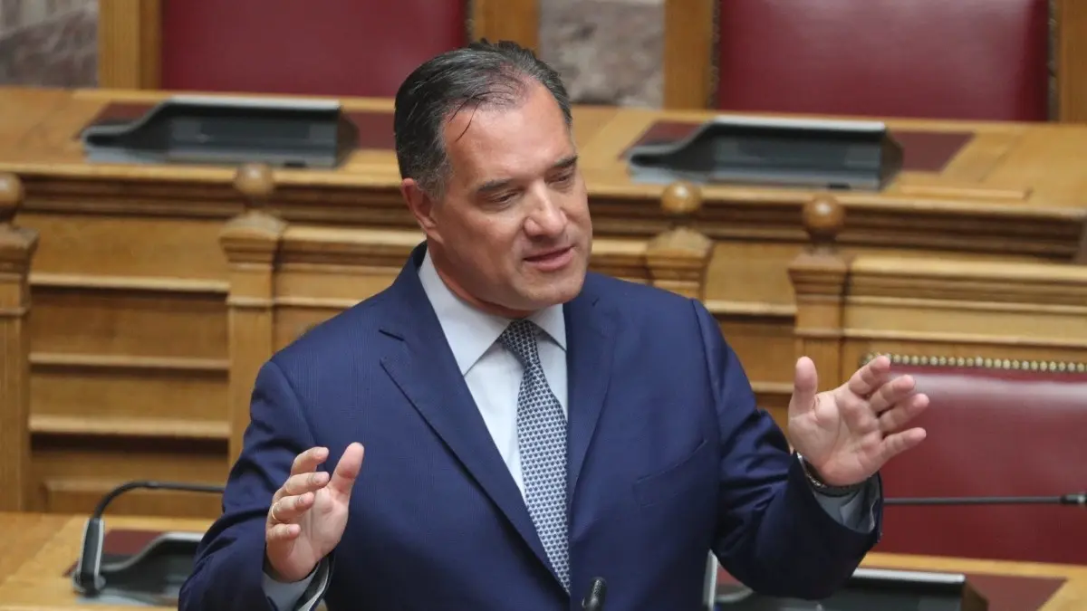 Γεωργιάδης για φωτιά στο Τζάνειο: Άλλη μία πυρκαγιά σε υπόγειο νοσοκομείου του ΕΣΥ – “Περίεργα πράγματα”