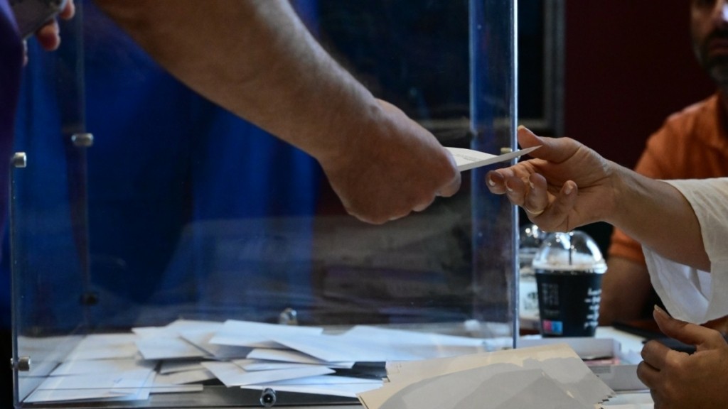 Δημοσκόπηση Interview: Προβάδισμα 14,1% της ΝΔ έναντι του δεύτερου ΠΑΣΟΚ – Τέταρτη η Πλεύση Ελευθερίας