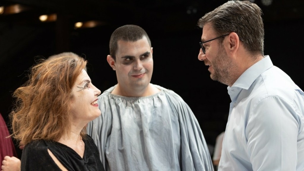 Στην παράσταση “Μήδεια” του Teatro Patologico ο Ανδρουλάκης