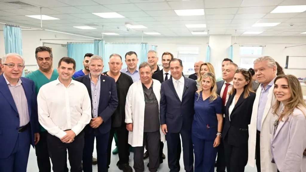 Εγκαινιάστηκε από τον Άδωνι Γεωργιάδη η νέα ανακαινισμένη πτέρυγα των ΤΕΠ στο ΚΑΤ