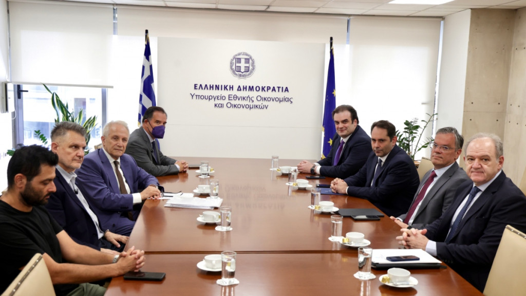 Ενίσχυση του ΕΟΠΥΥ με 42 εκατ. ευρώ για πληρωμές διαγνωστικών κέντρων, φαρμακείων και διανομές Φαρμάκων Υψηλού Κόστους