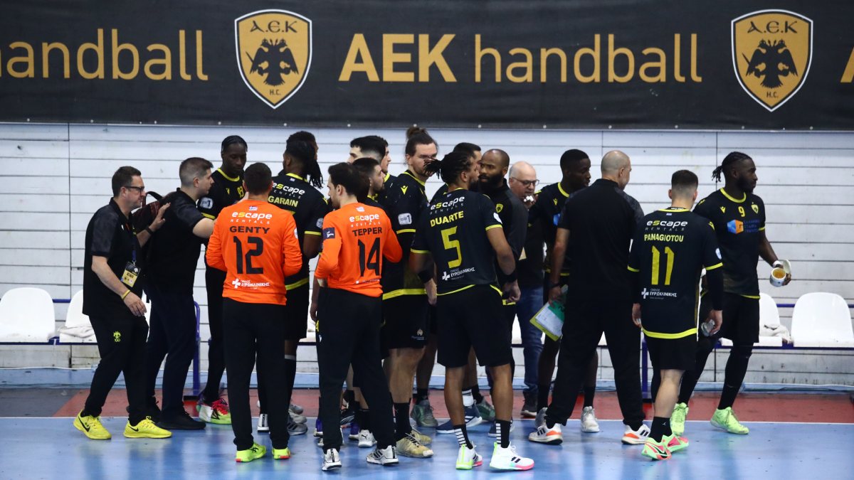 AEK