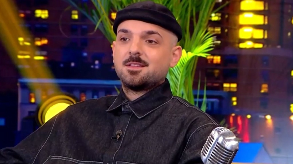 APON: «Δεν με σοκάρει τίποτα στον καλλιτεχνικό χώρο, όταν δω κάτι που με κάνει να αισθανθώ άβολα, δεν θα πλησιάσω»
