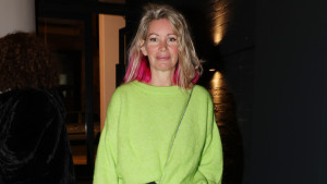 Άριελ Κωνσταντινίδη: Χάκαραν το προφίλ της στο Facebook – Όσα ανέφερε σε βίντεο που δημοσίευσε