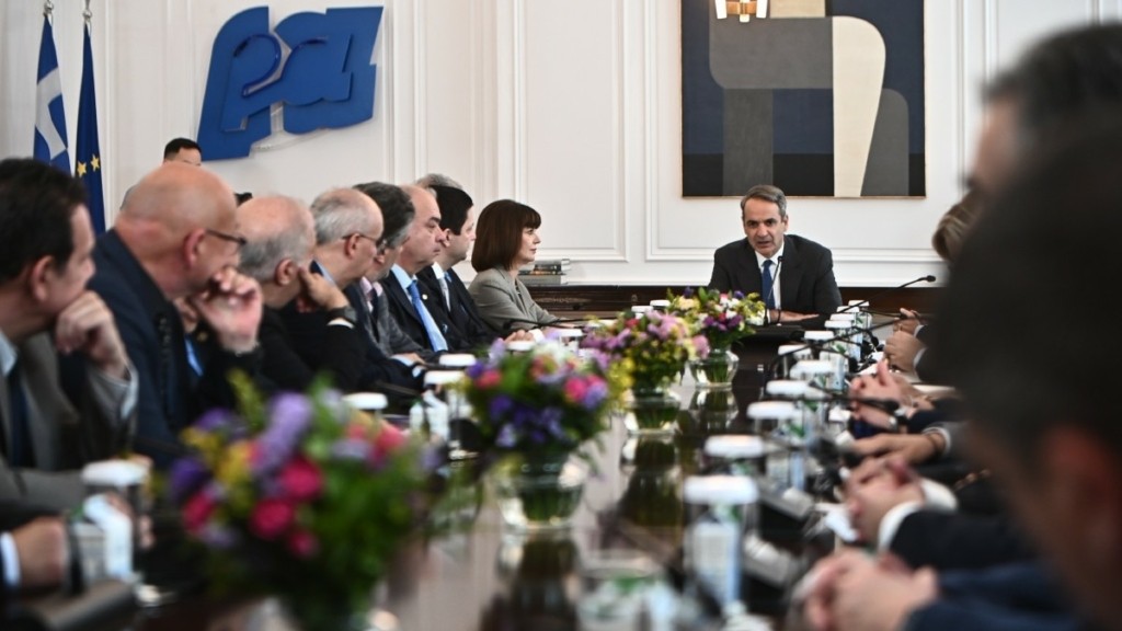 Πρύτανης ΕΚΠΑ μετά συνάντηση με Μητσοτάκη: “Ιδιαίτερης σημασίας η συνέχιση της συνεργασίας με την Πολιτεία”