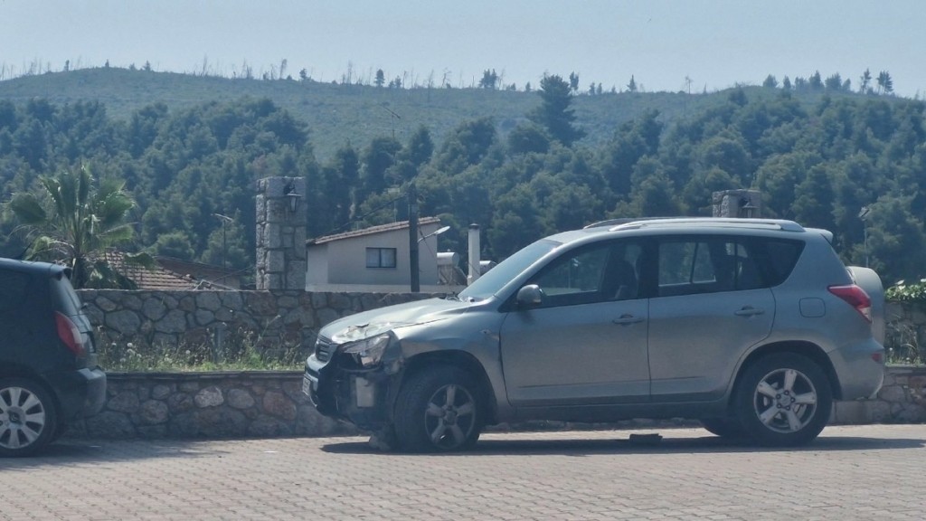 Εύβοια: Τζιπ συγκρούστηκε με μηχανή – Ένας σοβαρά τραυματίας