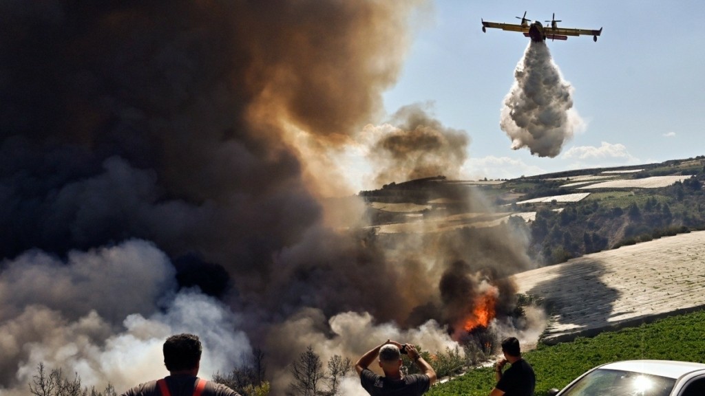 Φωτιά τώρα στην Λακωνία – Επιχειρούν 4 αεροσκάφη, 1 ελικόπτερο – Μήνυμα του 112, “Παραμείνετε σε ετοιμότητα”
