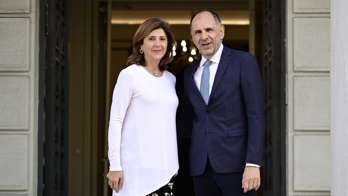 Γεραπετρίτης: Συνάντηση με την προσωπική απεσταλμένη του Γενικού Γραμματέα του ΟΗΕ για το Κυπριακό