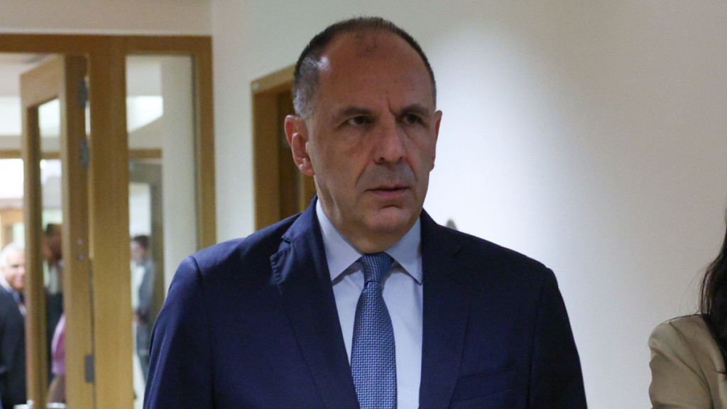 Γεραπετρίτης: Προτείνει πλάνο 5 σημείων στο Συμβούλιο Εξωτερικών Υποθέσεων για τη Μέση Ανατολή
