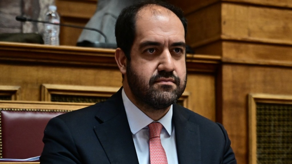 Κεφαλογιάννης: “Μάχη με την αχρείαστη γραφειοκρατία” – Πυροσβέστες επταετούς θητείας