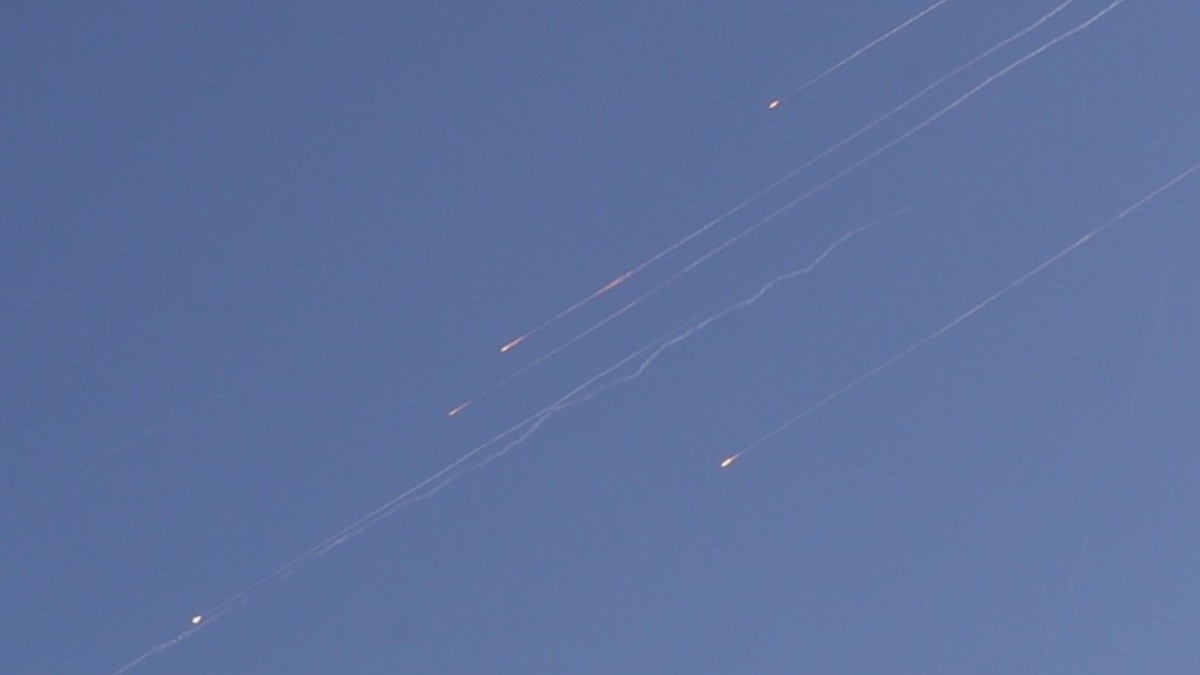 Ισραήλ: Σειρήνες προειδοποιούν για επίθεση της Χεζμπολάχ στη Γαλιλαία Πανχάντ και στο Γκολάν