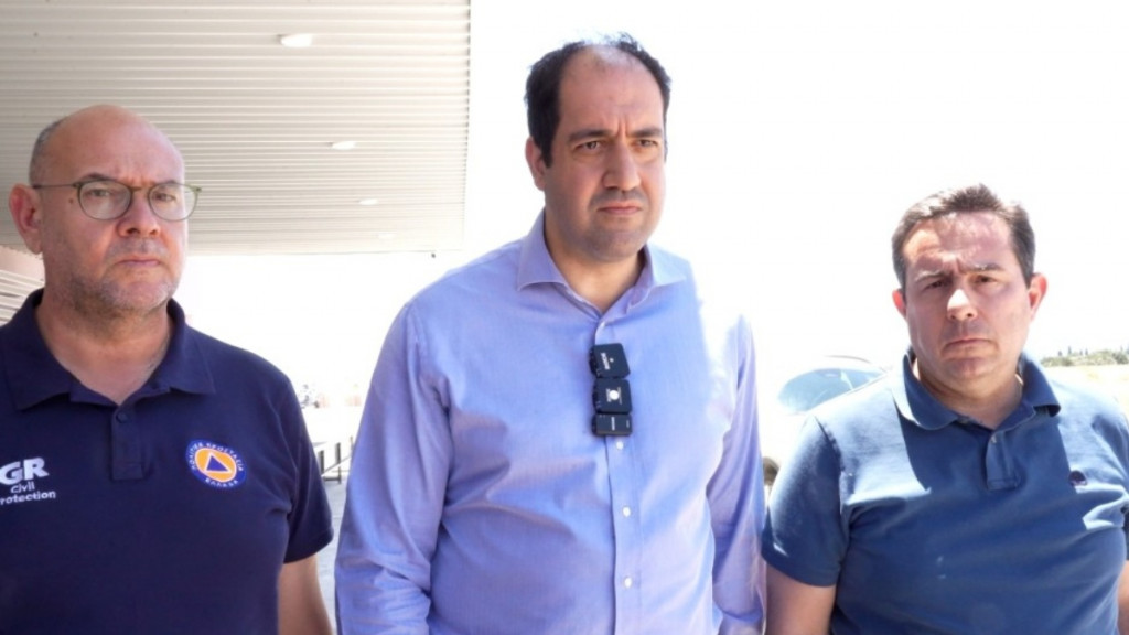 Κεφαλογιάννης για φωτιά στη Χίο: “Προς διερεύνηση το γεγονός ότι ανοίγουν διαφορετικά μέτωπα στο νησί”