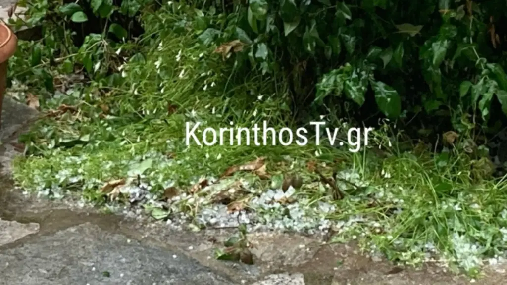 Ισχυρή χαλαζόπτωση έπληξε την Κόρινθο (Βίντεο)