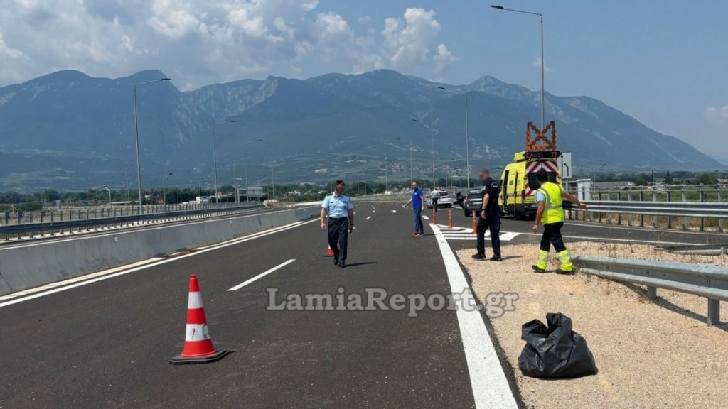Λαμία: Σοβαρό τροχαίο με δυο τραυματίες