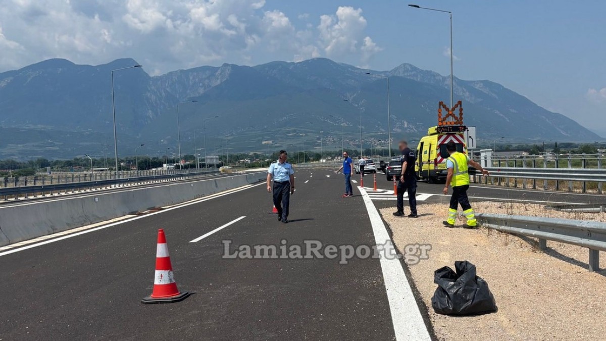 Λαμία: Σοβαρό τροχαίο με δυο τραυματίες