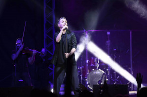 Ο Μιχάλης Χατζηγιάννης αποχαιρετά τον Διονύση Σαββόπουλο: «Σήμερα σιωπά μια από τις πιο ιδιαίτερες και γενναίες φωνές του τόπου μας»