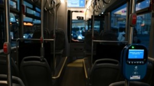Βάρη: Επί έναν χρόνο ο 17χρονος έβγαζε… μεροκάματο παριστάνοντας τον ελεγκτή στα λεωφορεία