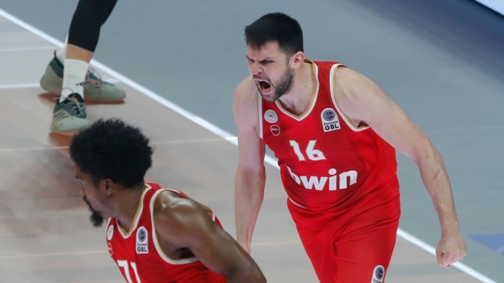 Βήμα τίτλου για τον Ολυμπιακό – Έκανε το break (99-88) στο επεισοδιακό ντέρμπι με τον Παναθηναϊκό AKTOR
