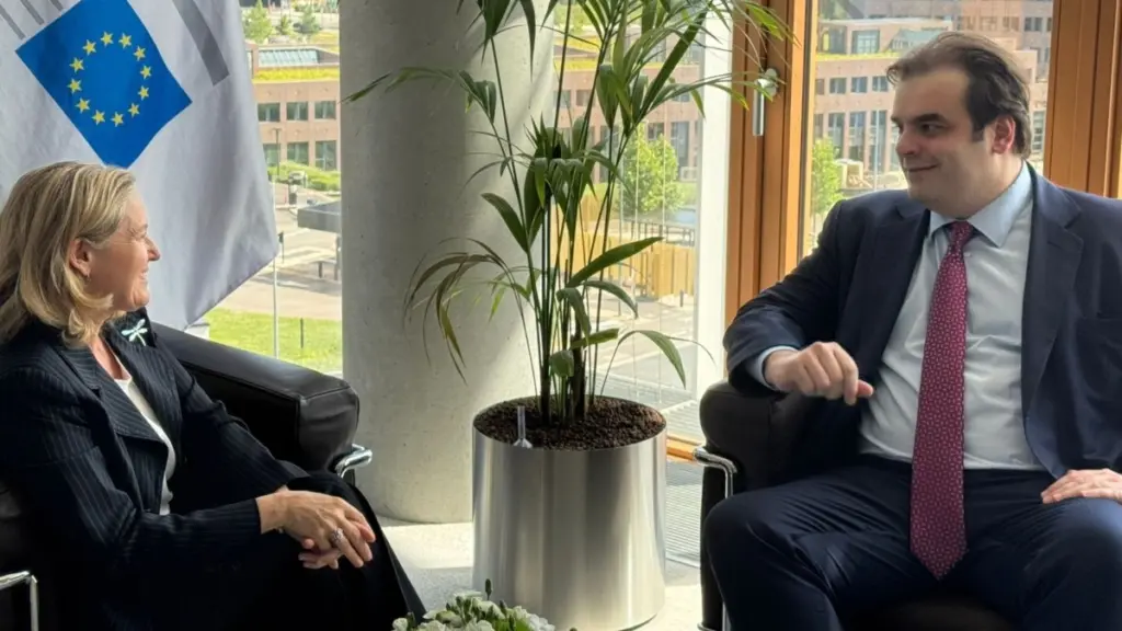 Πιερρακάκης: “Αναγκαία η ενίσχυση του ρόλου της ΕΤΕπ για άμυνα, πράσινη μετάβαση και ψηφιοποίηση”