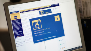 Ψηφιακή Κάρτα Εργασίας: Πιλοτική εφαρμογή από 26 Ιουνίου σε ενέργεια, χονδρεμπόριο, χρηματοπιστωτικό κλάδο και τουρισμό