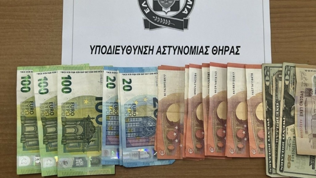 Σαντορίνη: Χειροπέδες σε τρία μέλη σπείρας για κλοπές σε σπίτια – Καταδικασμένος σε τρία χρόνια φυλάκισης ο ένας συλληφθέντας