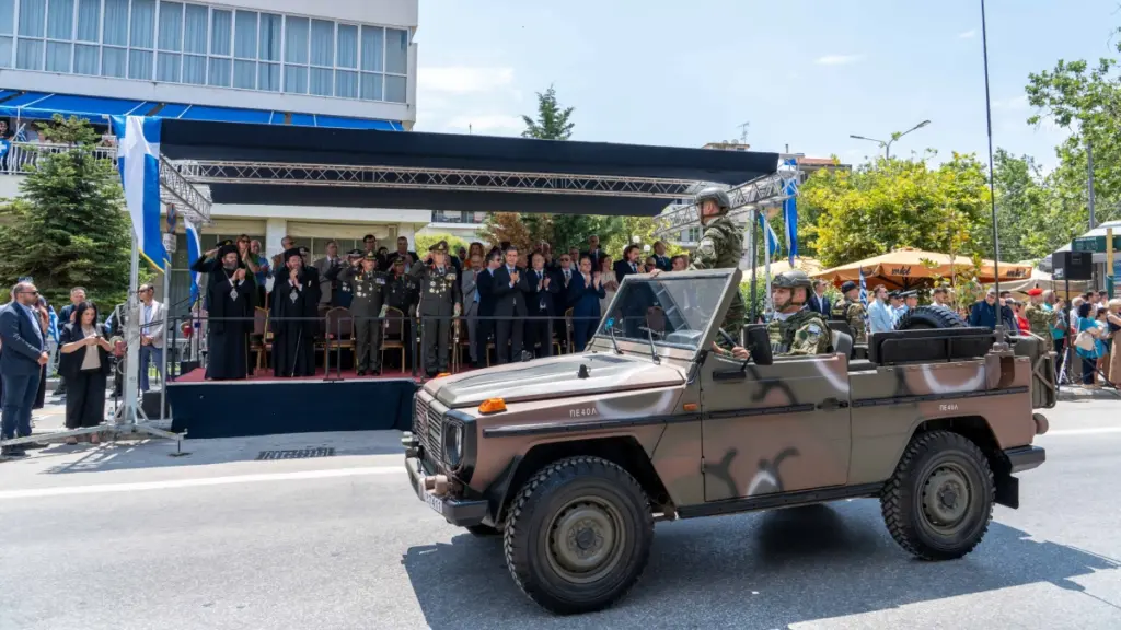 Στο 3,1% του ΑΕΠ οι στρατιωτικές δαπάνες για το 2024 – Γιατί η Ελλάδα ξοδεύει τόσα χρήματα για την άμυνα;