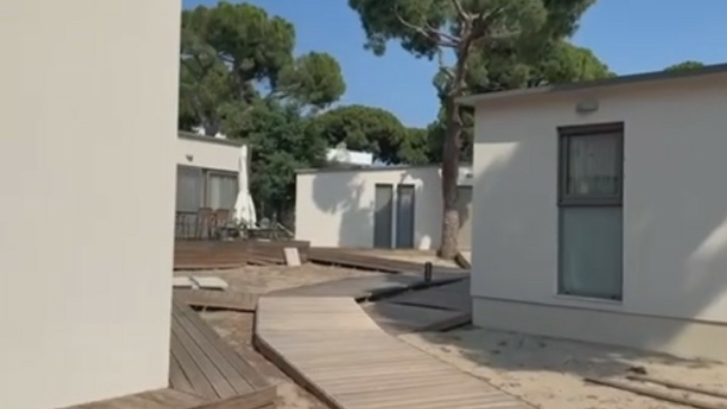 Σχινιάς: Ξεκίνησαν οι αυτοψίες για παράνομες κατασκευές στο πάρκο (Βίντεο)
