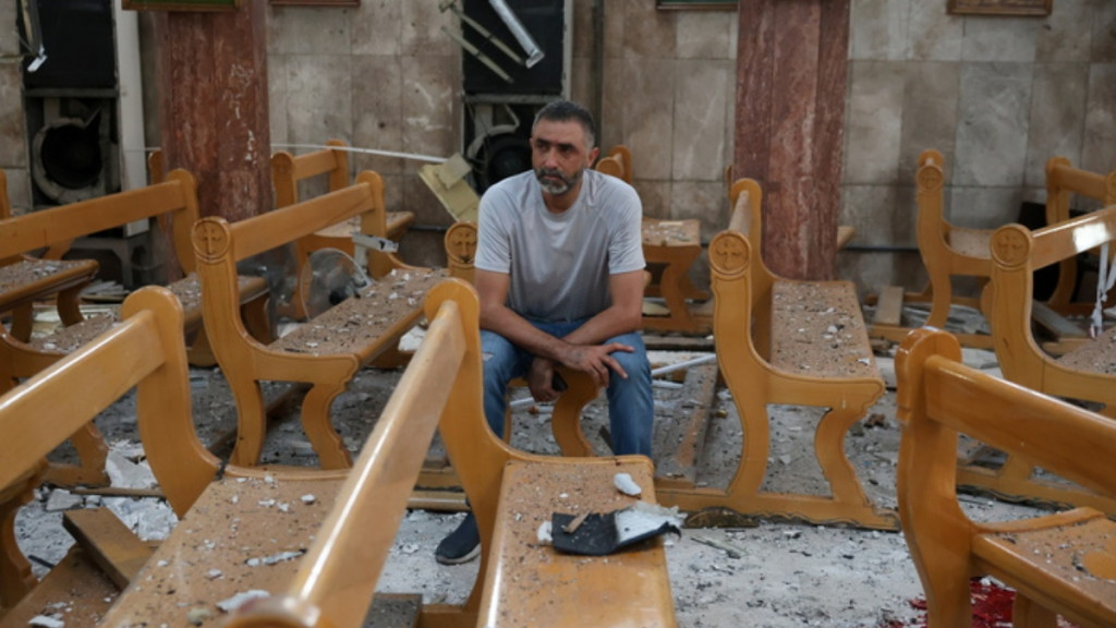 Συρία: 22 οι νεκροί από την επίθεση καμικάζι σε εκκλησία στη Δαμασκό – Το Ισλαμικό κράτος κατηγορούν οι αρχές (βίντεο+φωτογραφίες)