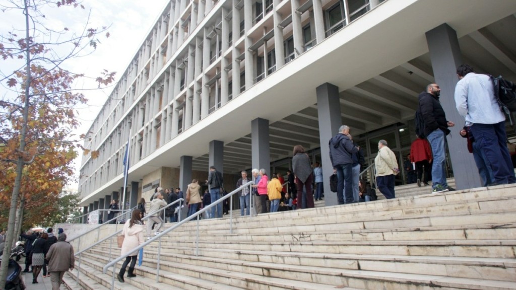 Θεσσαλονίκη: Ποινική δίωξη στον 49χρονο Τούρκο που πυροβόλησε κατά ανδρών της ΕΥΠ – Τι είπε στην αστυνομία