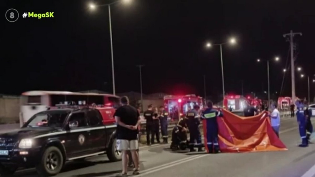 Σοβαρό τροχαίο στον Άγιο Στέφανο – Εθελόντρια της πυροσβεστικής παρασύρθηκε από ΙΧ στην ΕΟ Αθηνών – Λαμίας