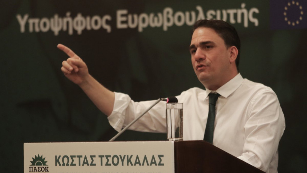 Τσουκαλάς: «Η κάθαρση θα έρθει μόνο με πολιτική αλλαγή»