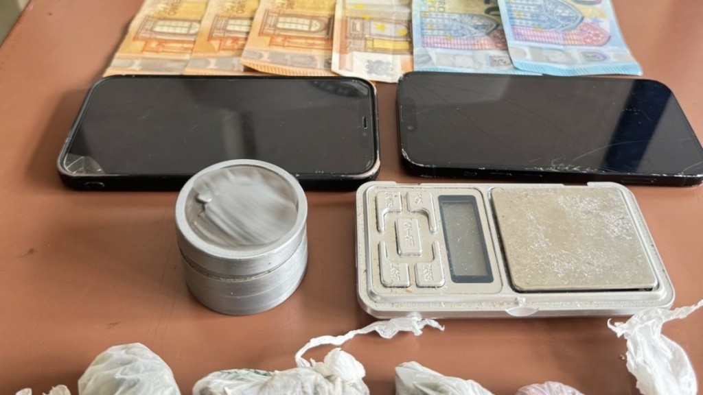 Χαλκιδική: Χειροπέδες σε δύο νεαρούς για κατοχή ναρκωτικών