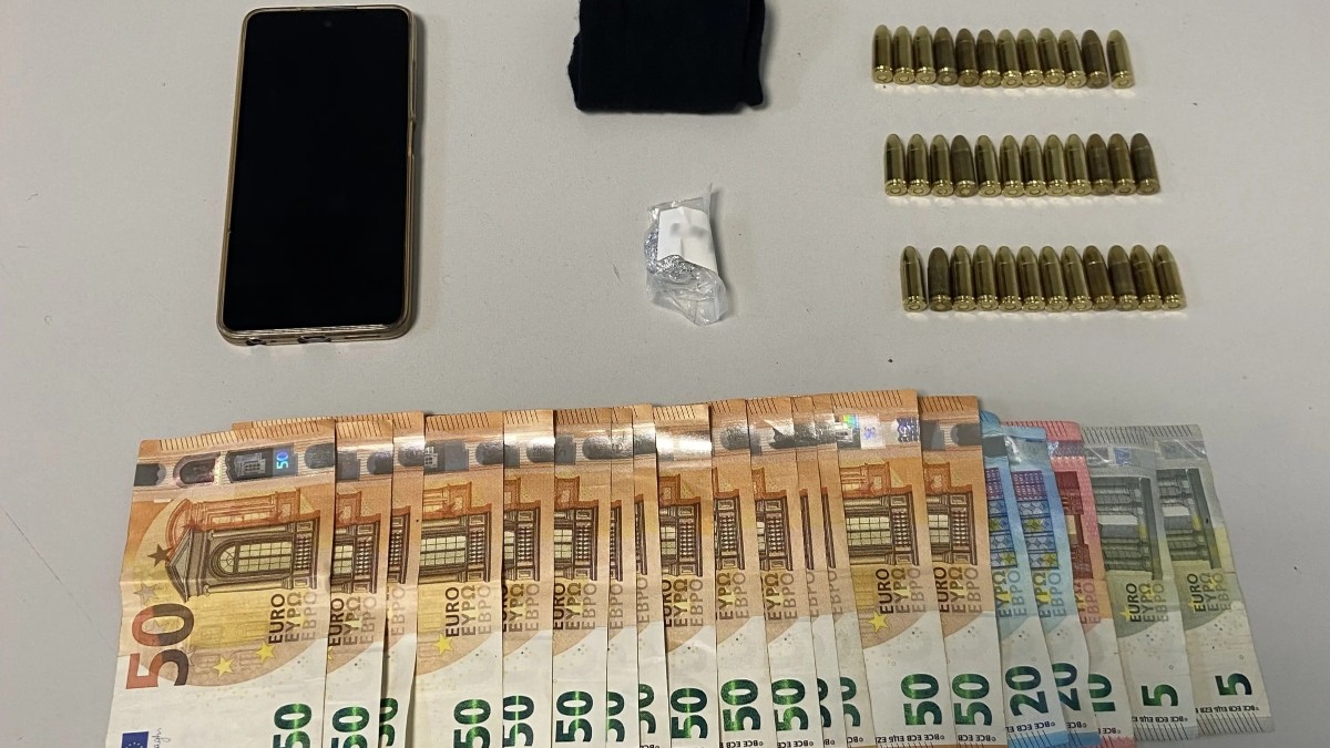 ΕΛΑΣ: 2 συλλήψεις Τούρκων και 7 προσαγωγές στη μεγάλη επιχείρηση στη Βόρεια Ελλάδα – Τι βρέθηκε