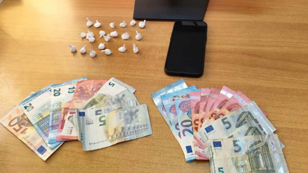 Συνελήφθη 26χρονος για διακίνηση κοκαΐνης στον Κορυδαλλό – Τι βρέθηκε στο σπίτι του