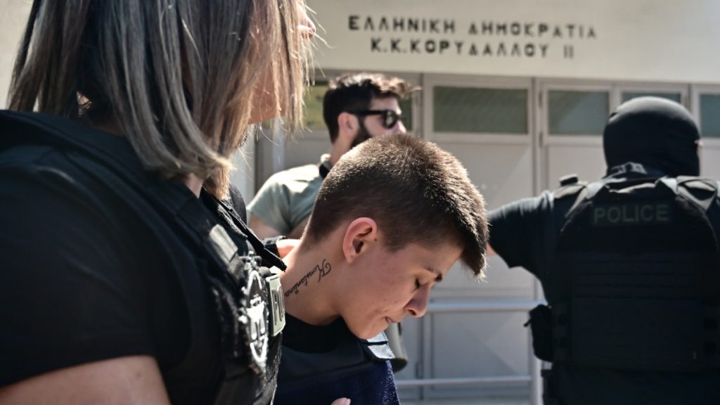 Ειρήνη Μουρτζούκου: “Ξέρω πώς πέθανε ο Παναγιωτάκης” – Από τη φιλία και τη συγκατοίκηση με την Πόπη στις αλληλοκατηγορίες