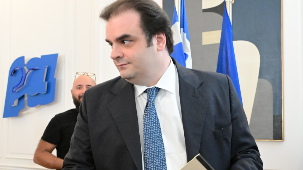 Στις Βρυξέλλες για Eurogroup και Ecofin ο Πιερρακάκης – Στο επίκεντρο η ρήτρα διαφυγής για τις αμυντικές δαπάνες