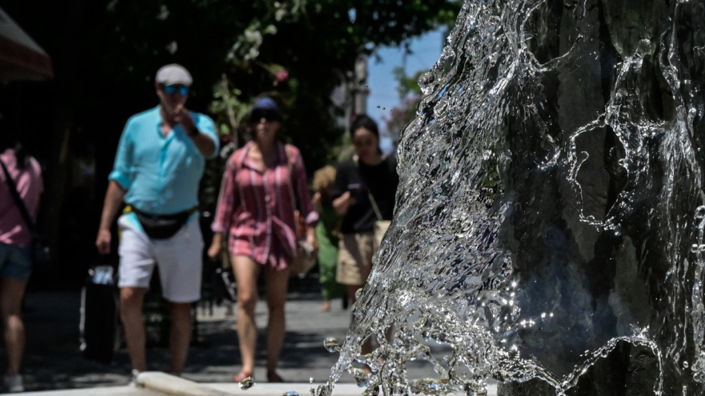 Καιρός σήμερα: Ηλιοφάνεια και θερμοκρασίες έως 37 βαθμούς – Επιμένουν οι ισχυροί άνεμοι