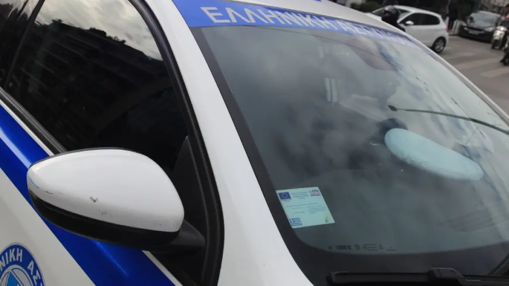Καλλιθέα: Χειροπέδες σε 27χρονο για προσβολή γενετήσιας αξιοπρέπειας