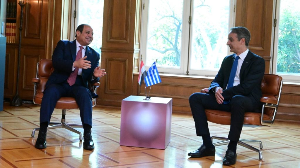Τι συζήτησαν Μητσοτάκης – Αλ Σίσι για θαλάσσιες ζώνες, μεταναστευτικό, Λιβύη και Μονή Σινά